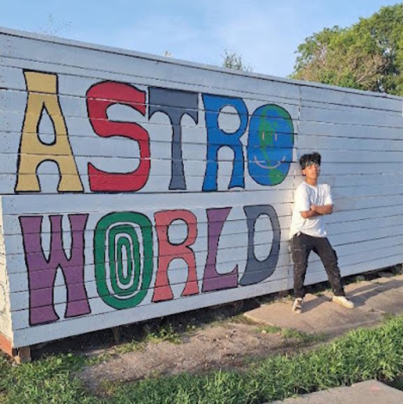 Meet your Posher, Porkdo - Picture 1 of 1